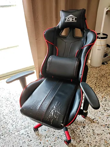 MH Gaming Chair with Headrest and Lumbar Support