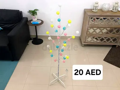 decor tree with lights