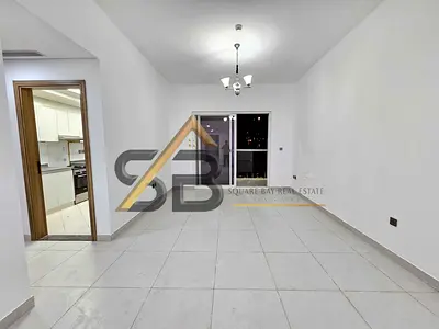 2 Bedroom | Kitchen Appliances | Close World Trade Metro