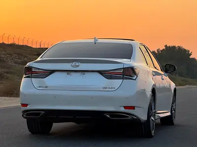صورة 9 لـ 2017 Lexus GS-SERIES