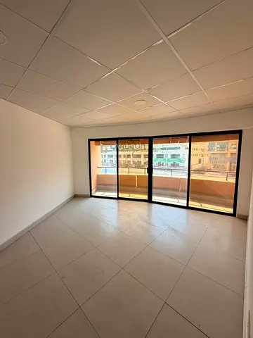 SPACIOUS 2 BHK | FAMILY & EXECUTIVE LIVING | PRIME KARAMA LOCATION