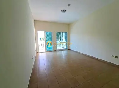 Fully Upgraded | 4Br+Maid | Private garden