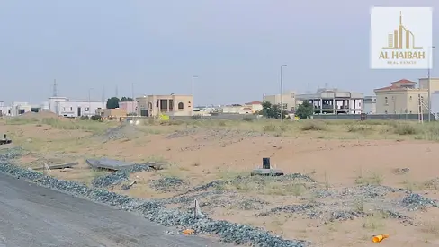 للبيع ارض سكنيه بالشارقة بساتين الزبير (الدبدبه جنوب ) سعر مميز جدا