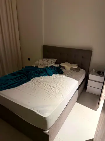 Grey color bed frame USA made mattress very clean 150*210