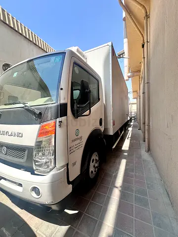 Freezer / chiller truck for sale