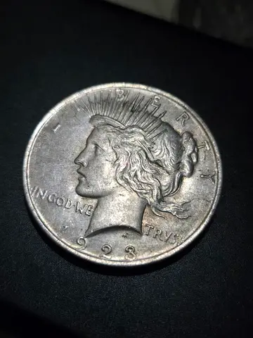 1923 US Peace Silver Dollar - Vintage Collectible Coin (GENUINE)