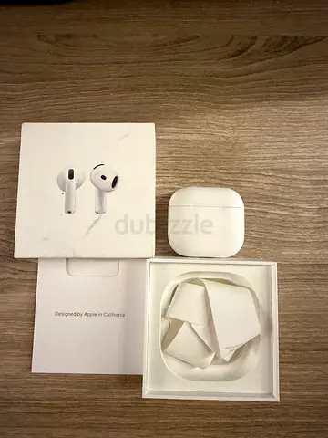 🎧 Apple AirPods 4 – Original | Excellent Condition