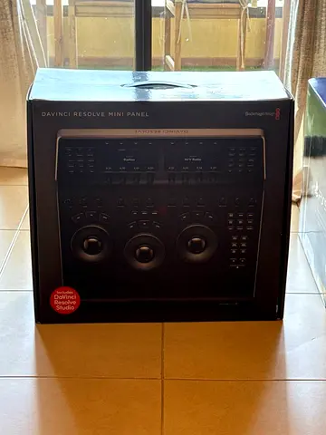 URGENT Moving Out: Blackmagic DaVinci Resolve Mini Panel