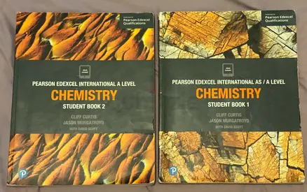 Pearson Edexcel International A Level Chemistry Student Book 1 & 2 (Cliff Curtis)