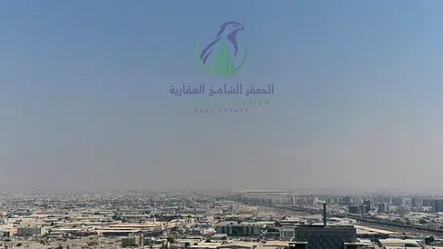 للإيجار السنوي شقة 3 غرف وصالة في التعاون الشارقة  فرصة مميزة للسكن في شقة راقية بتشطيب فندقي وموقع مميز في منطقة التعاون بالشارقة، مناسبة للعائلات ال