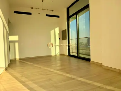 Pool View | Fitted Kitchen | Best Location