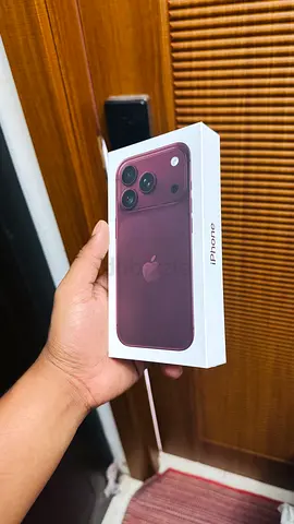 Sealed Apple iPhone 18 pro 256 gb Fresh (New in Box) - Burgundy colour