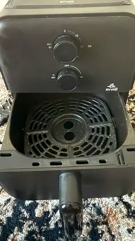 Used air fryer (basket and drawer) - working Excellent condition.