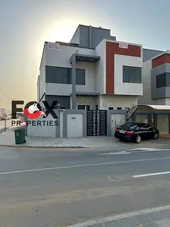 Second-Tenant Villa for Annual Rent in Ajman – Al Yasmeen | Corner Villa | 5 Master Bedrooms