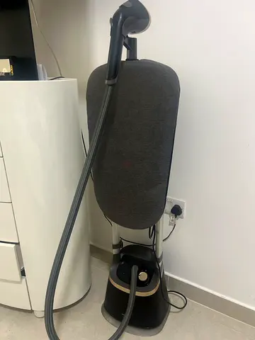 Standing Garment Steamer - Compact Fabric Steamer in Good Condition