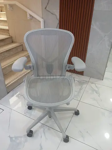 For Sale Herman Miller Remastered Office Chair Type B Fully Loaded excellent condition