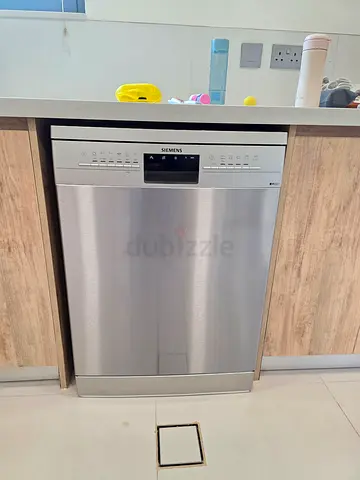 Siemens IQ300 Dishwasher Three Rack Latest Version With Great Condition