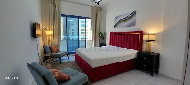 Luxurious Room for rent in 3BR apartment.
