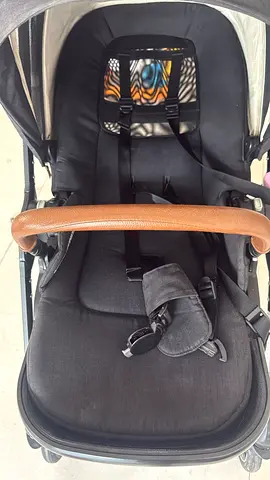 NUNA STROLLER - Comfortable black baby stroller/pram in good used condition