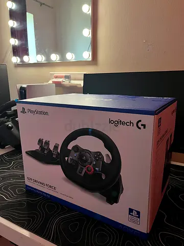Logitech G29 Driving Force Racing Wheel with Pedals (PlayStation/PC) - BARELY USED BRAND NEW