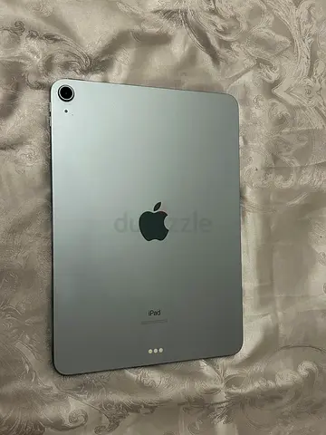 Apple iPad air - excellent condition no scratch no dent, Silver 64 gb