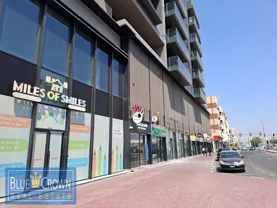 In Business Hub:New Shop:Luxurious:Prime Location