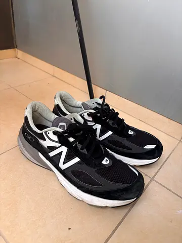 New Balance 990 Shoes for Sale - Hardly Worn
