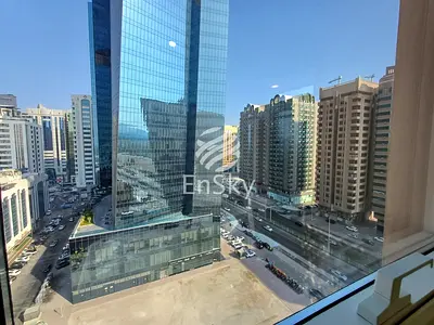 Spacious 3 BR +M | Stunning City View |Move in now