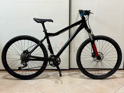 Upgraded Giant Terrago Mountain Bike (26") – Custom Gloss Black