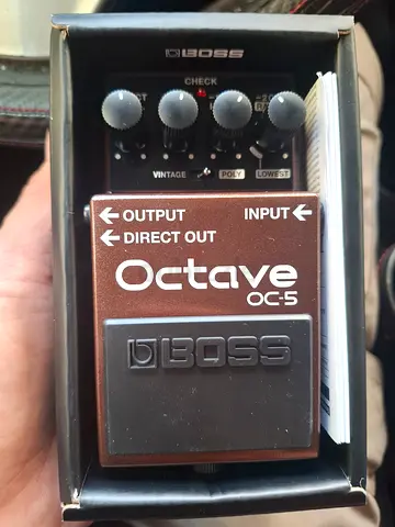 BOSS OC5 GUITAR PEDAL