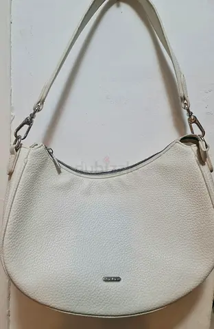 White leather shoulder bag - medium size, gently used