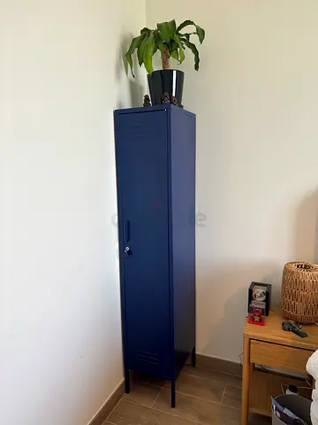 Mustard Made "The Skinny" Locker in Navy — used but well looked after, selling due to moving house.