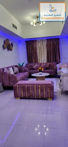 One bedroom and living room, 75.854 sqm, central AC, parking, great view, upper floor, rented for AED 4,500 monthly.