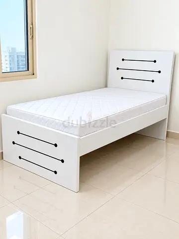 Brand new single 90x190 size storage bed including mattress