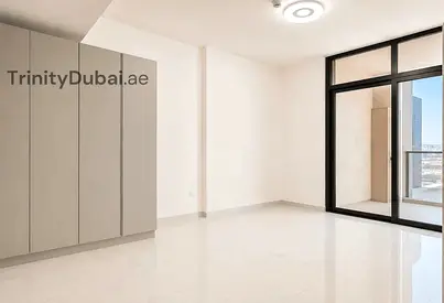 Unfurnished | Spacious Layout | Balcony