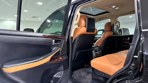 صورة 9 لـ 2015 Lexus LX-SERIES