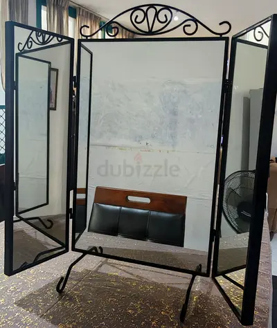 Table top IKEA Mirror - Foldable