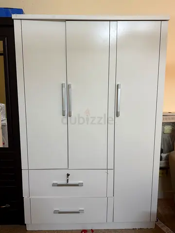 Home Wardrobe | Excellent Condition | Premium Quality