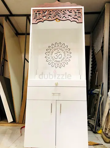 White Wooden Mandir Pooja/Prayer Cabinet with Carved Top and Storage