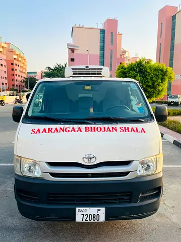 Toyota Hiace 2010 Standard Trim GCC Specs