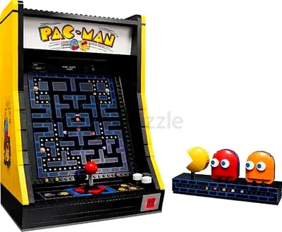 BARGAIN BRAND NEW LEGO 10323 ICONS PAC MAN ARCADE DAMAGED BOX