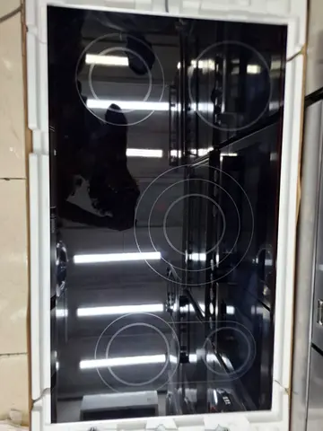 Bosch brand new built-in electric cooktop 90cm