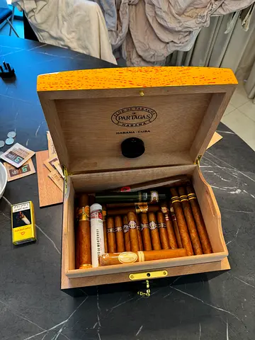 Original Partagas Humidor in perfect condition