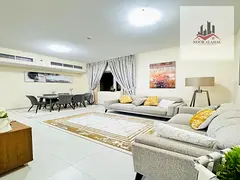 Sharjah, Al Taawun: Two rooms, a living room, a kitchen, and two bathrooms. Price: 5,200 (includes i