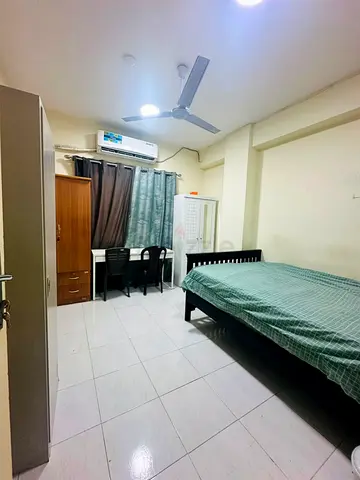 BIG ROOM FOR RENT 1400 + (SEWA + WIFI SHARING)
