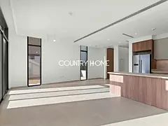 Family-Friendly 3BR Villa with Balcony