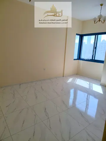 ارخص غرفتين وصالة للايجار السنوي في المجاز 3 بالقرب من البحيرة