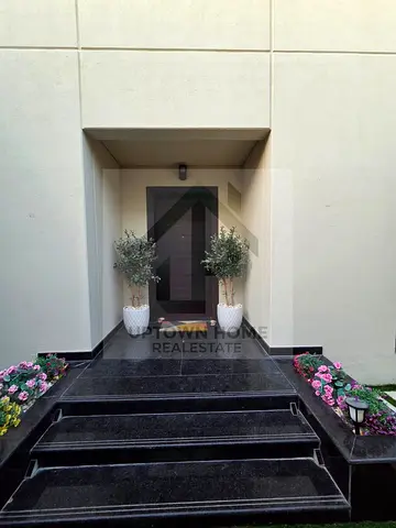 4 bed/ ready to move/new /corner
