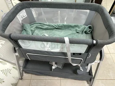 Baby cradle swing