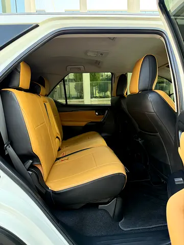 2019 Toyota FORTUNER 缩略图 8